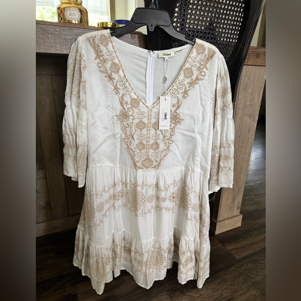 BNWT Tolani White and Tan Embroidered Dress size M